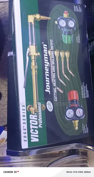 Victor Journeyman Cutting, Heating, and Welding Outfit