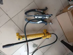 Hydraulic Puller