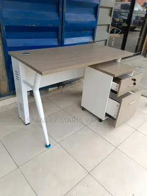 Office Deek With Drawers