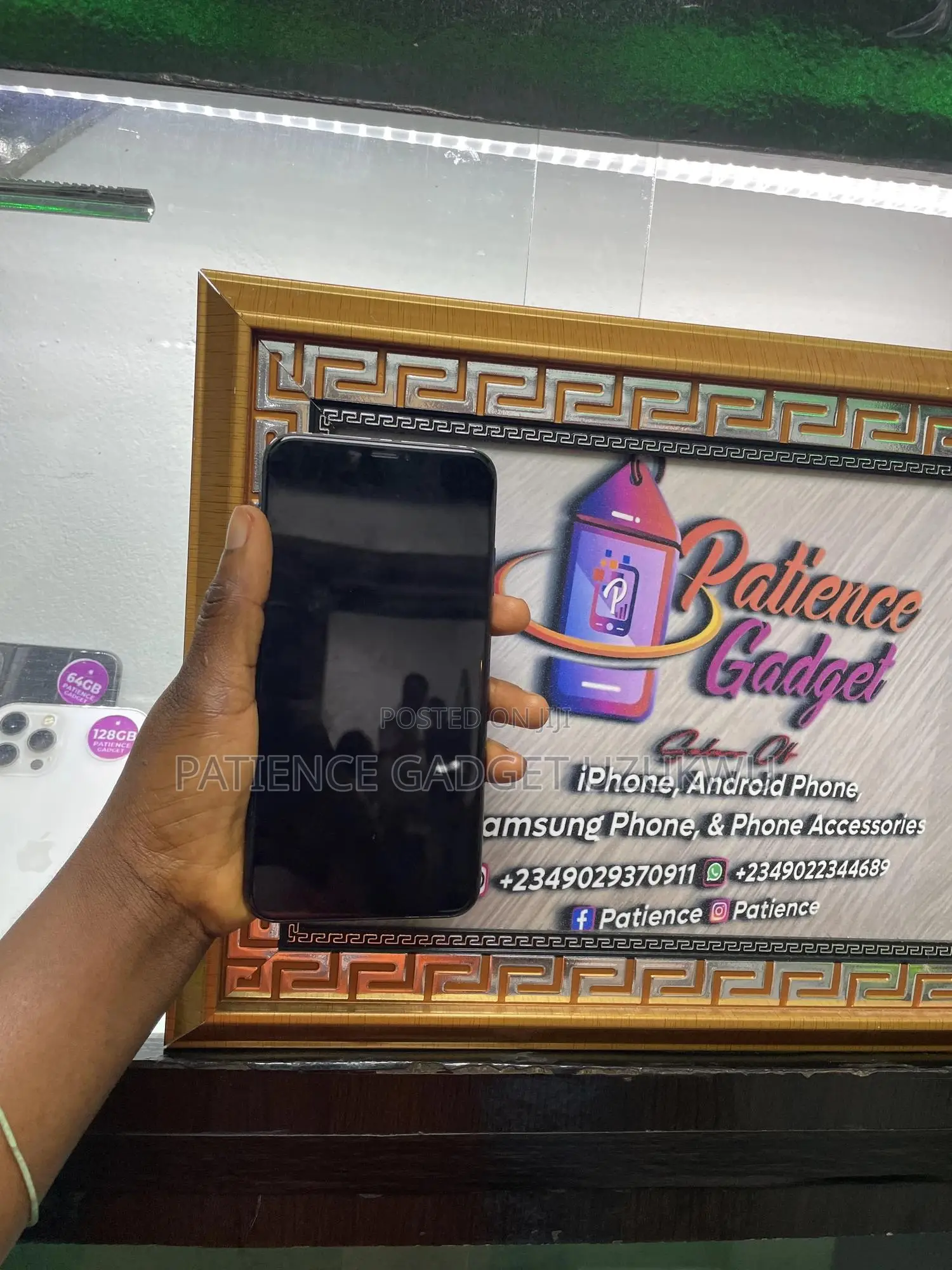Apple iPhone XS Max 64 GB Black