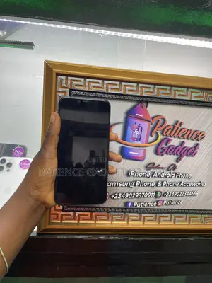 Apple iPhone XS Max 64 GB Black