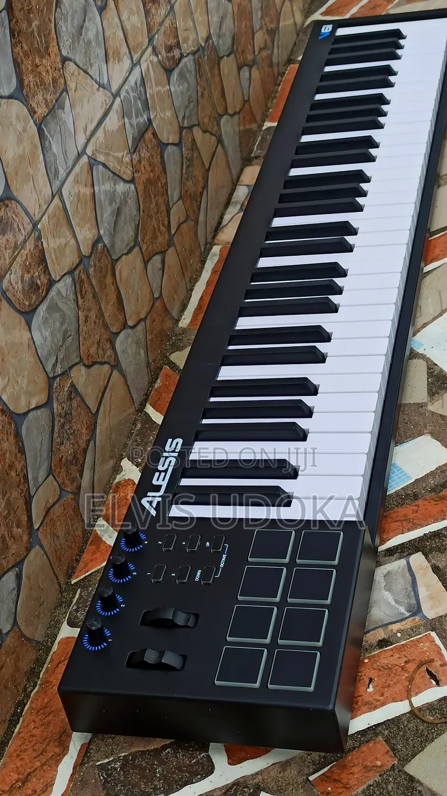 Alesis V61 Midi Usb Keyboard/Controller