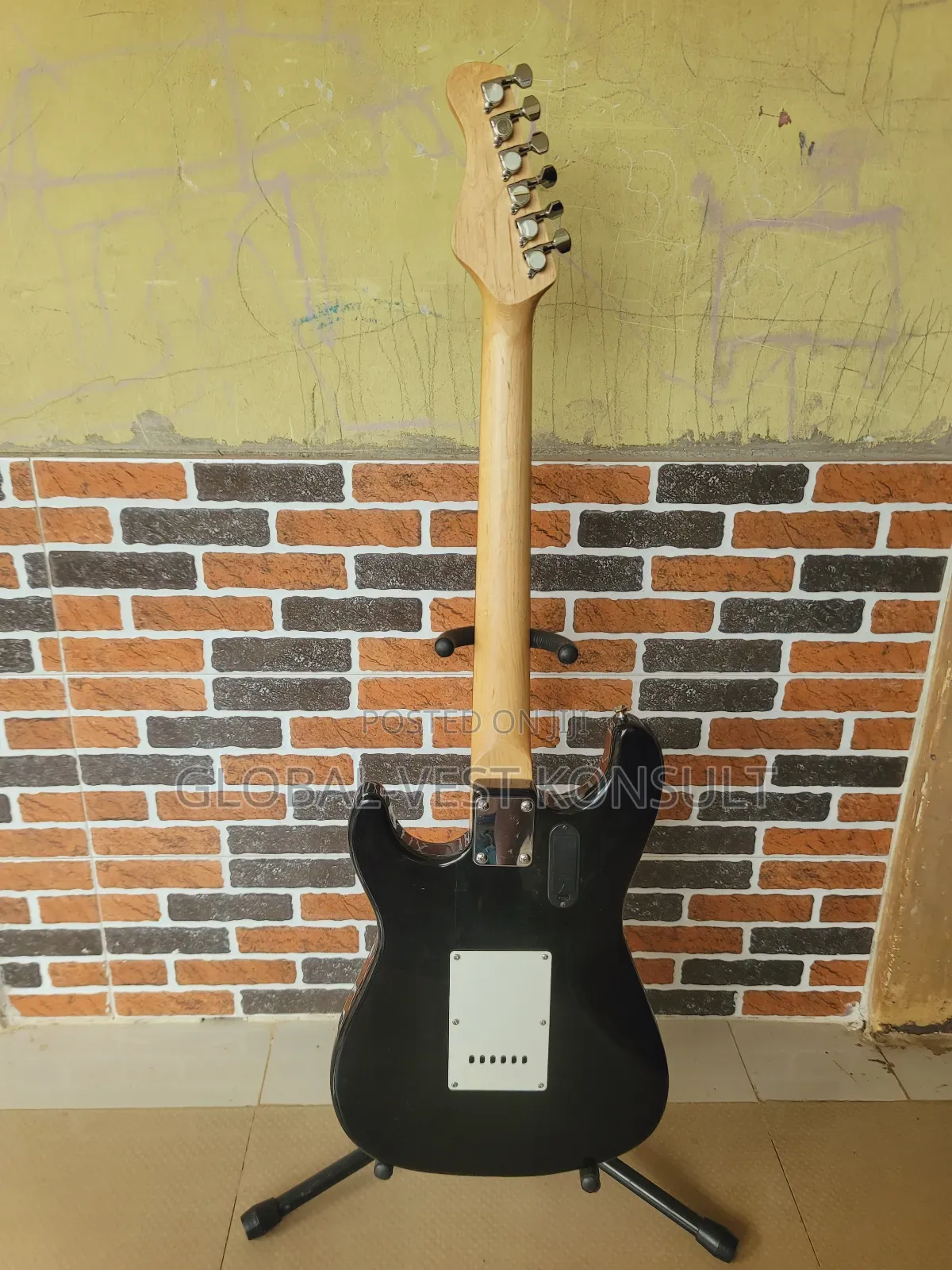 Maestro Stratocaster Guitar