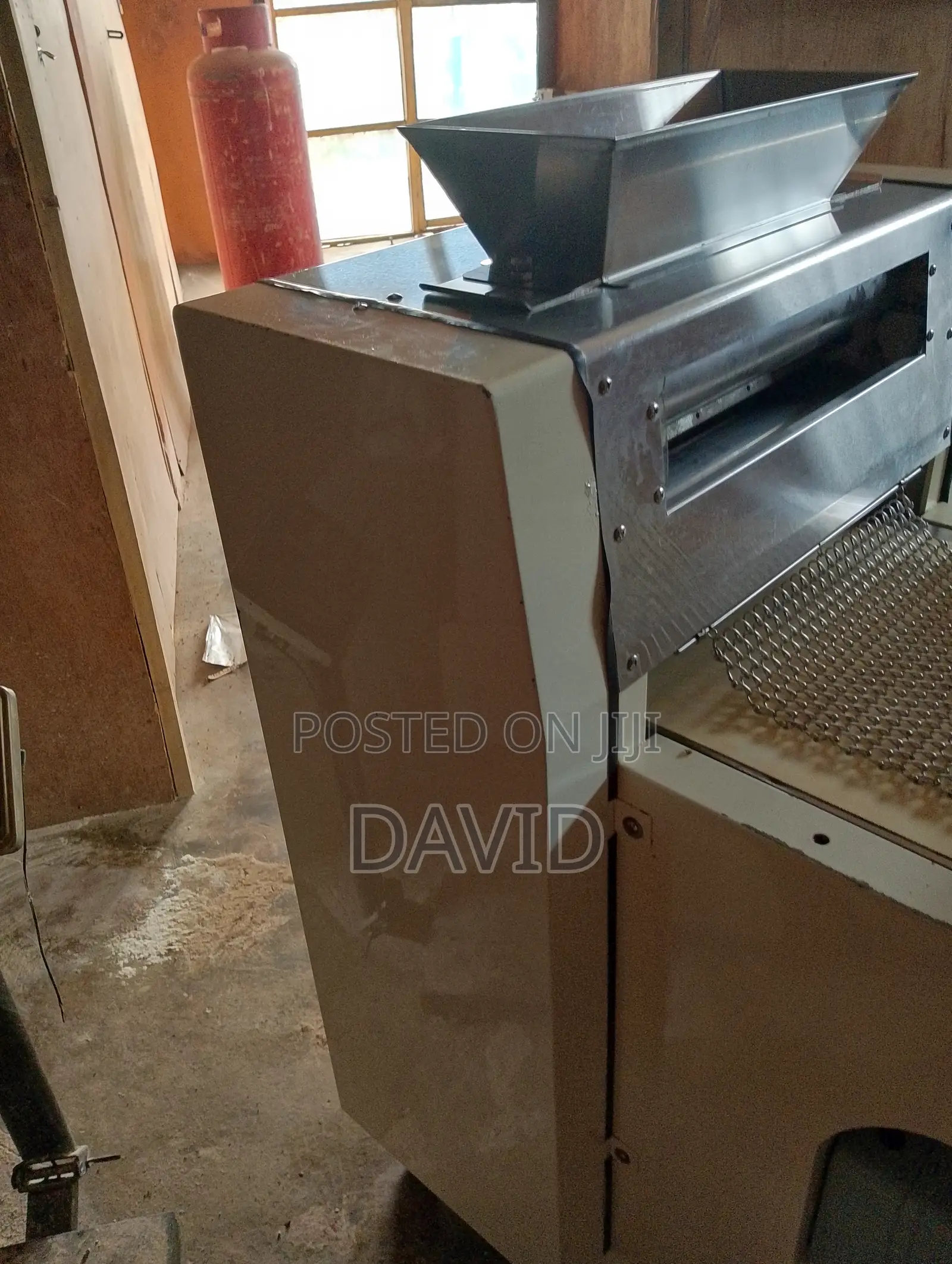 Bread Dough Moulder