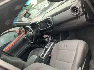 Toyota Tacoma TRD Sport 2018 Gray