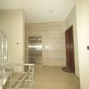 3bdrm Apartment in Lekki Phase 1 for rent