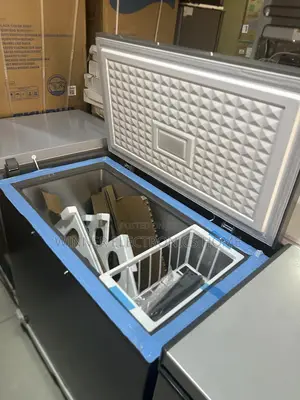 Aeon 200 Liters Chest Freezer Low Energy Consumption