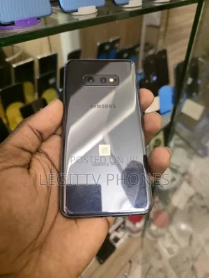 Samsung Galaxy S10e 128 GB Black