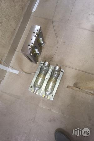 Mould 50cl,75cl,150cl