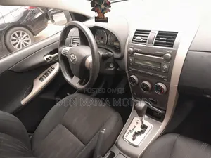 Toyota Corolla S 4dr Sedan (1.8L 4cyl 4A) 2011 Silver