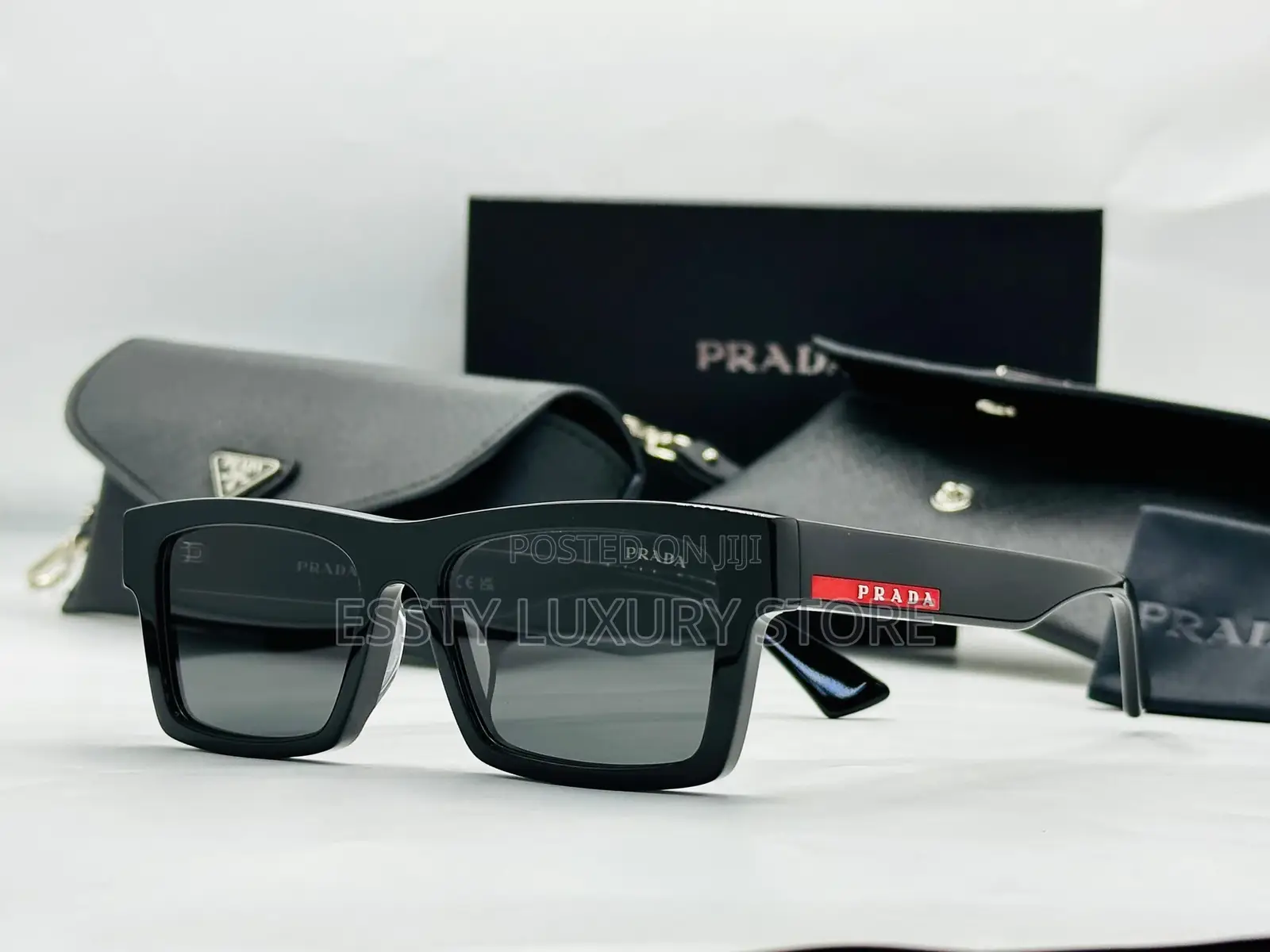 High Quality Luxury Prada Glasses