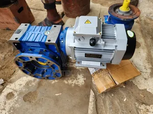 3hp/2.2kw Worm Gear Motor for Conveyor Drive