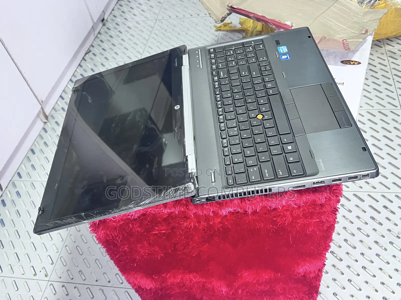 New Laptop HP 16GB Intel Core i7 SSD 256GB