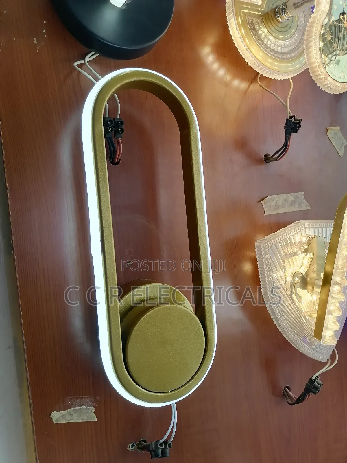 Gold Minimalist Led Wallbracket