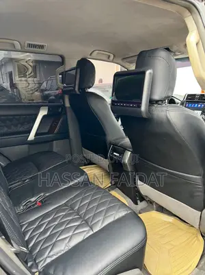 Car Hire / Rentals