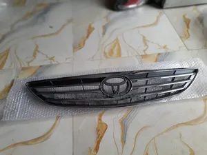 Up Grill For Toyota Camry 2005