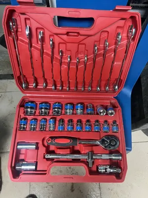 37-Piece Socket Wrench Set