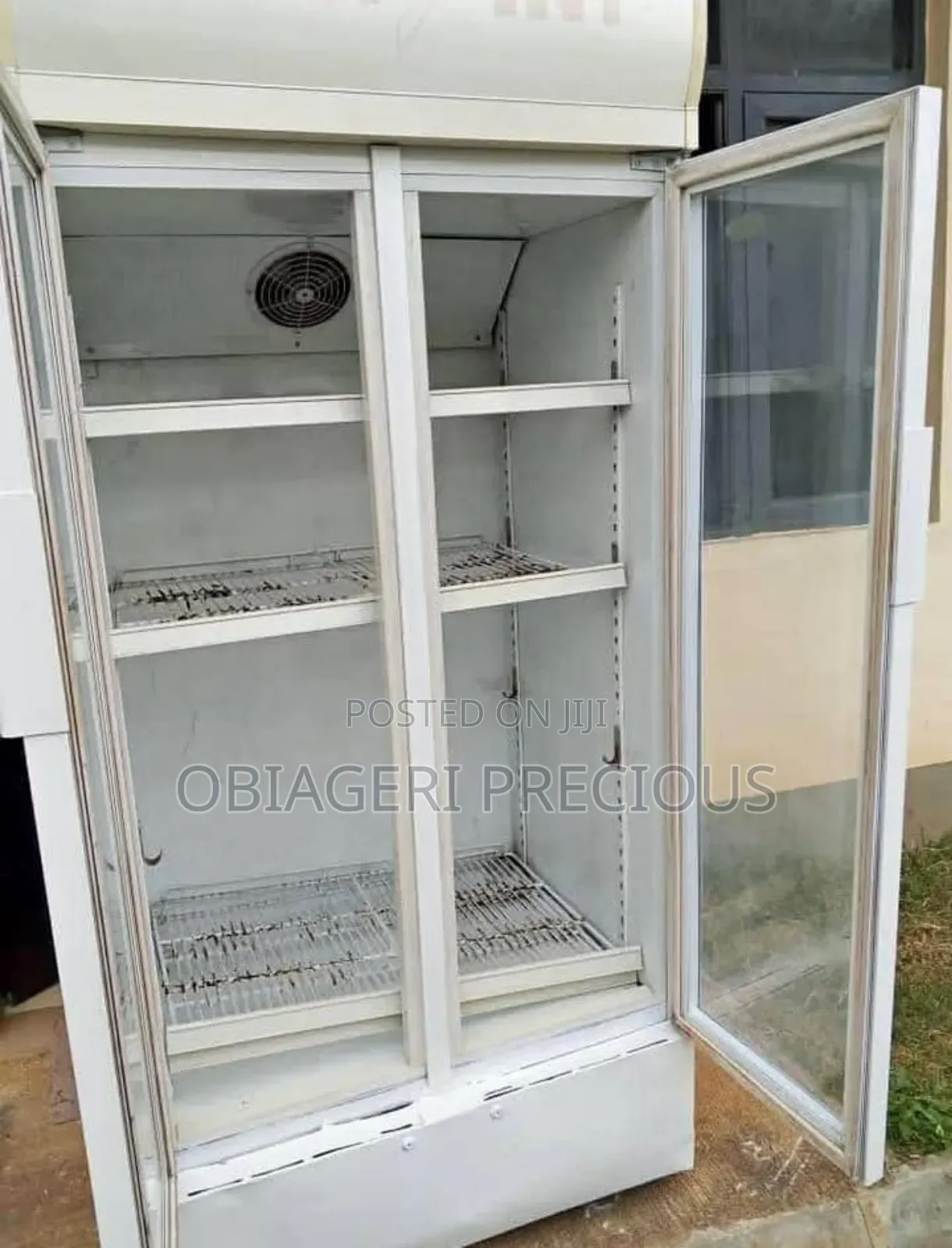 Double Door Chiller