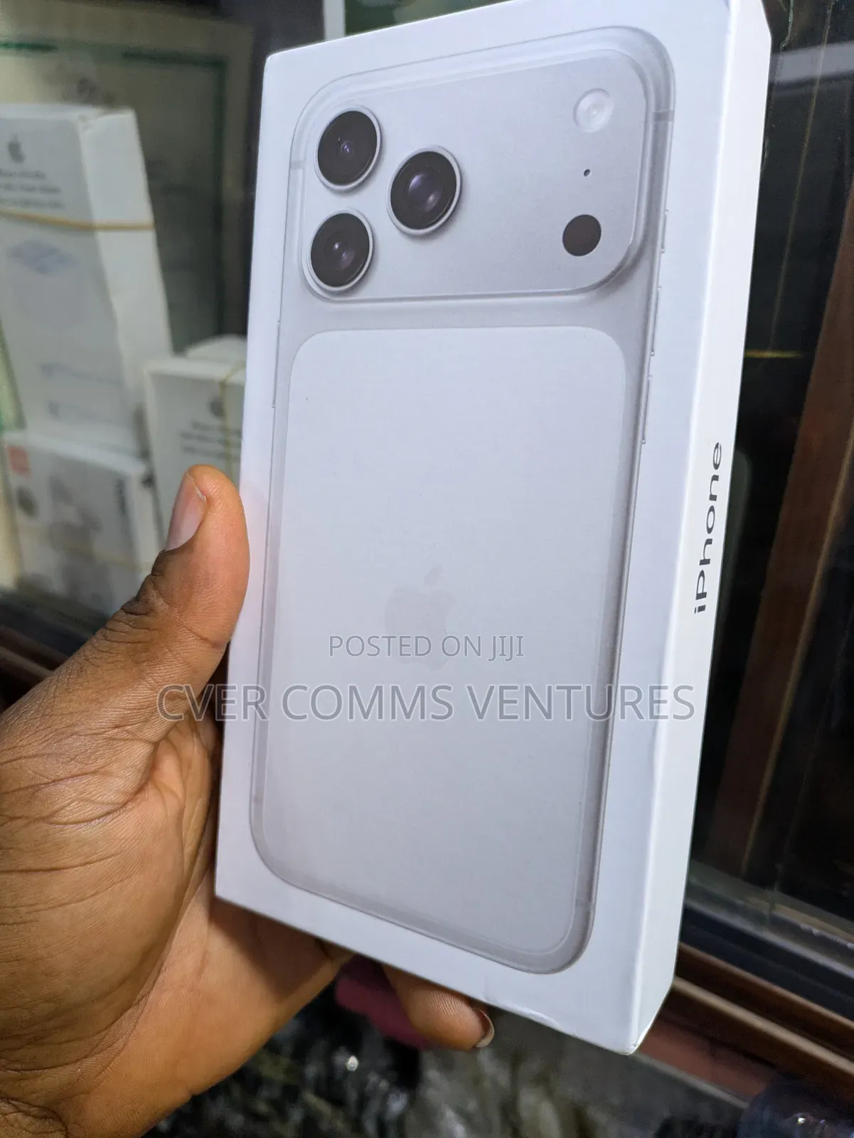 New Apple iPhone 17 Pro Max 1 TB Silver