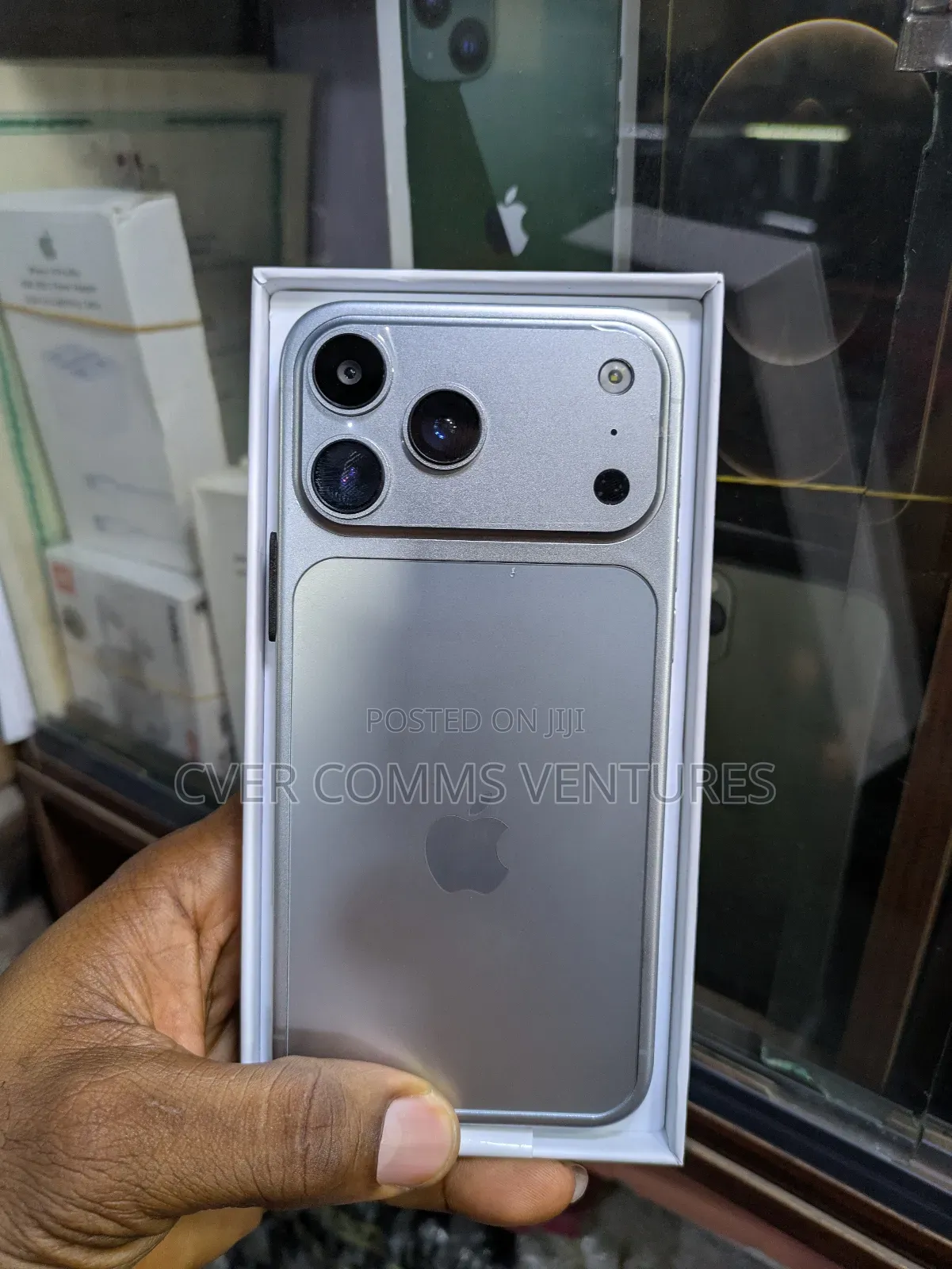 New Apple iPhone 17 Pro Max 1 TB Silver