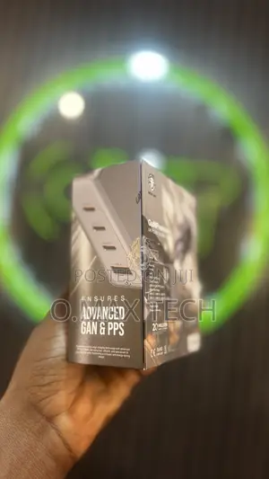 Green Lion Gan Premium Uk Plug Wall Charger 140w - Gray