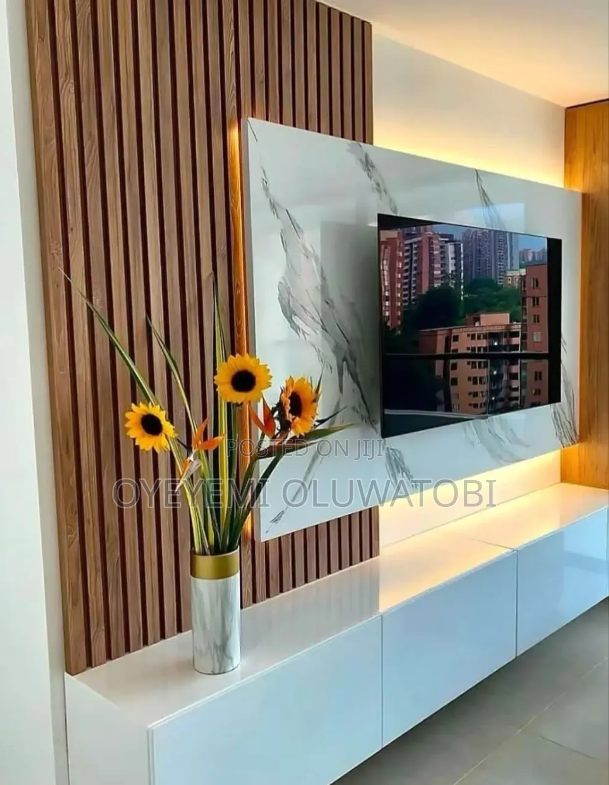 Tv Consoles