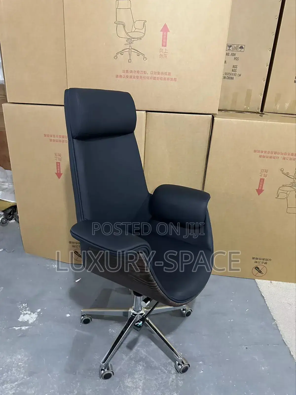 Uniquely Designed Executive Office Chair