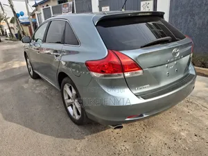 Toyota Venza V6 AWD 2010 Green