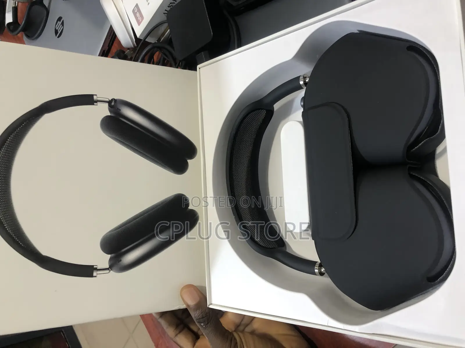 Open Box Apple Airpodmax, Original! 