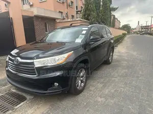 Toyota Highlander XLE 4dr SUV (3.5L 6cyl 6A) 2014 Black
