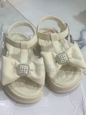 High Quality Female Sandals