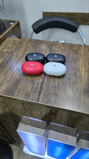 Beats Studio Buds