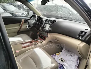 Toyota Highlander Limited 2010 Black