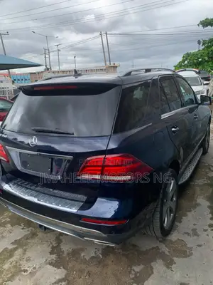 Mercedes-Benz GLE-Class GLE 350 2017 Blue