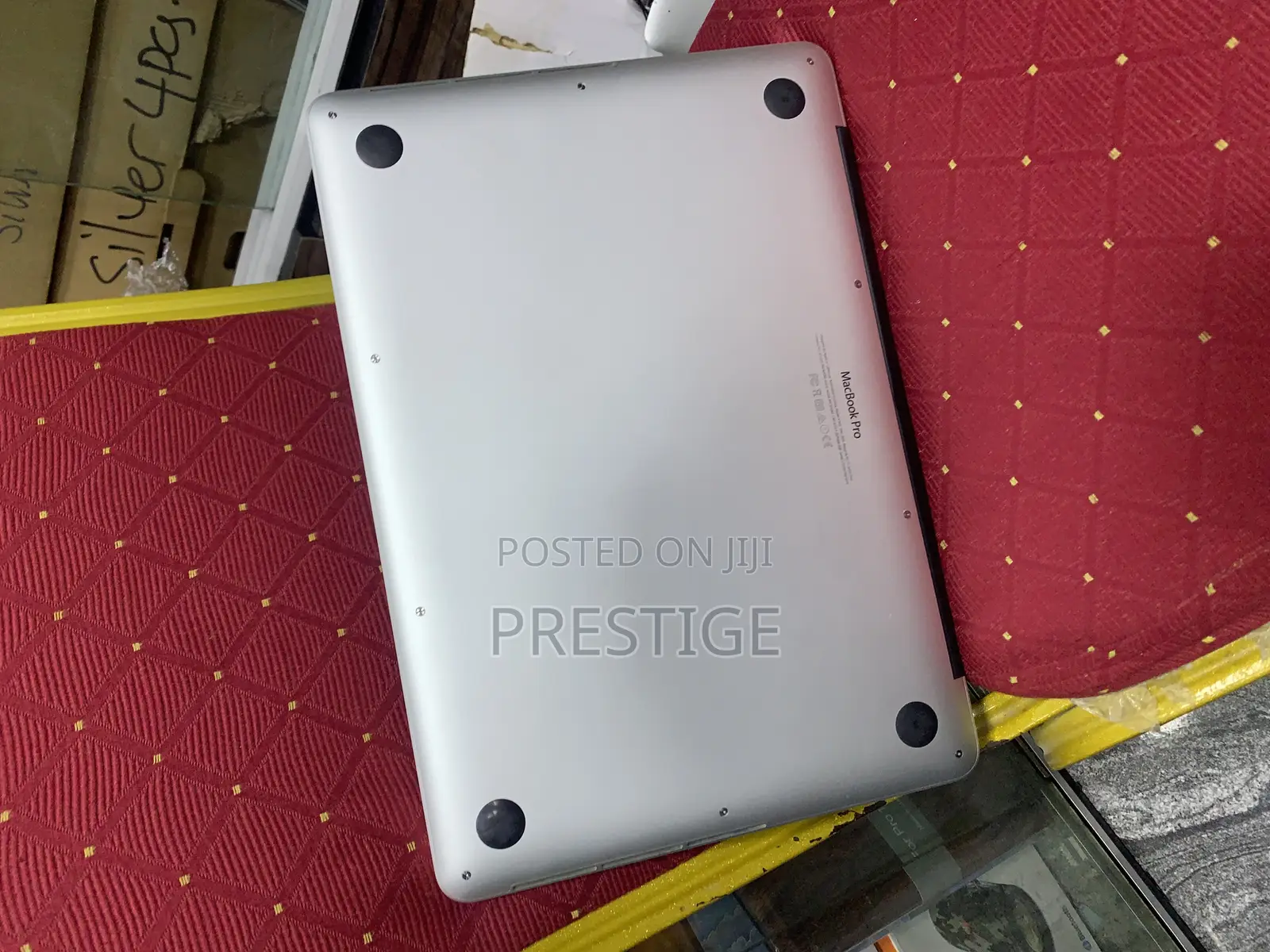 Laptop Apple MacBook Pro 2015 8GB Intel Core i5 SSD 256GB