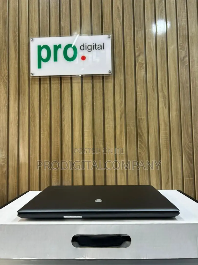 Laptop Dell Alienware M16 R2 16GB Intel Core Ultra 7 SSD 1T
