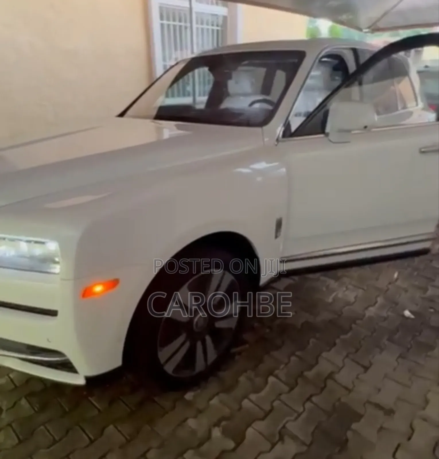Rolls-Royce Cullinan Base 2019 White