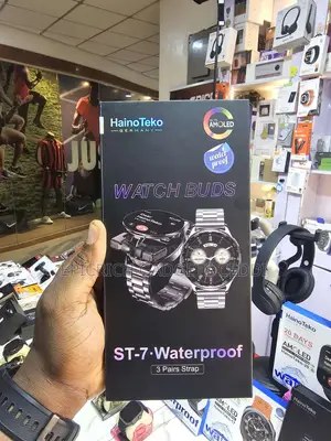 Hainoteko St-7 Waterproof Smartwatch With Earbuds.