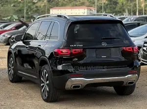 Mercedes-Benz GLB-Class GLB 250 4MATIC 2021 Black