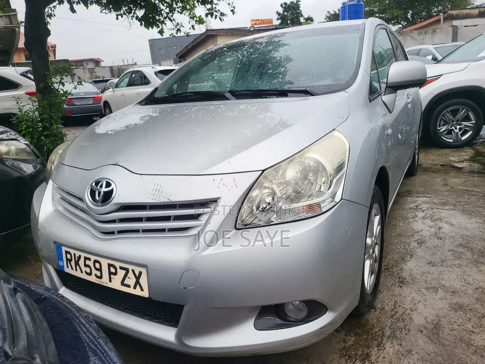 Toyota Verso 2010 Silver