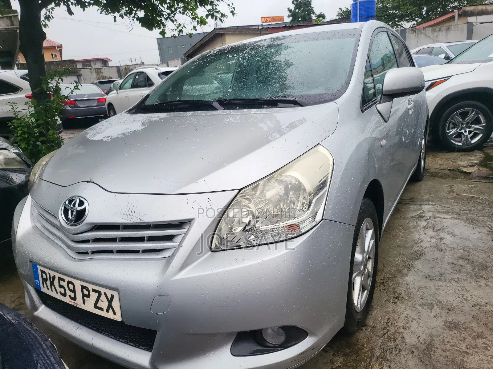 Toyota Verso 2010 Silver