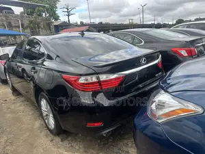 Lexus ES 2015 Black