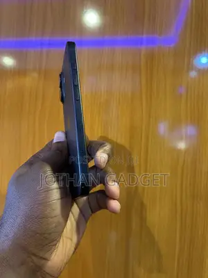 Apple iPhone 16 128 GB Black