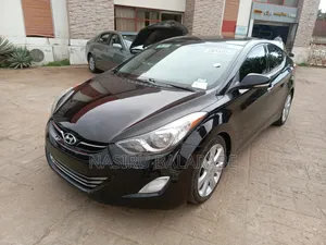 Hyundai Elantra Limited Sedan FWD (1.8L 4cyl 6A) 2013 Black