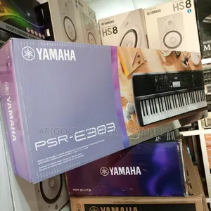 Professionals Yamaha Keyboard PSR-E383 Big Name  