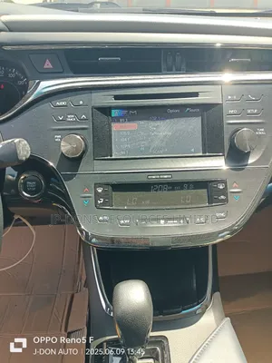 Toyota Avalon XLE Premium Sedan FWD (3.5L 6cyl 6A) 2013 Blue