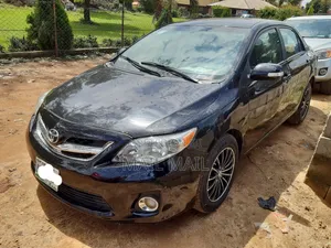 Toyota Corolla 2010 Black