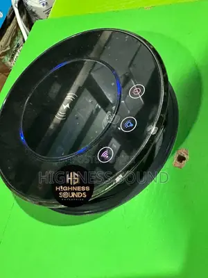Motorized Pop-Up Socket