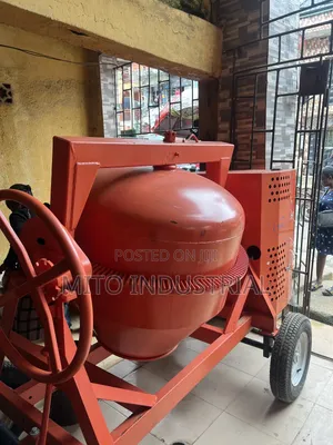 600l Concrete Mixer.