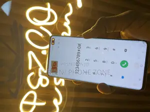 Samsung S10+ Screen
